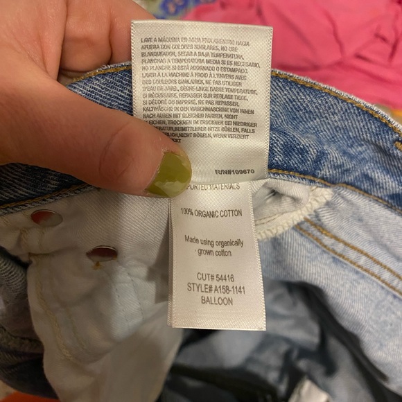 AGOLDE Balloon Jeans, size 28 - Picture 8 of 13